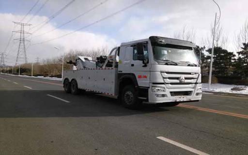 5251TQZ型清障车